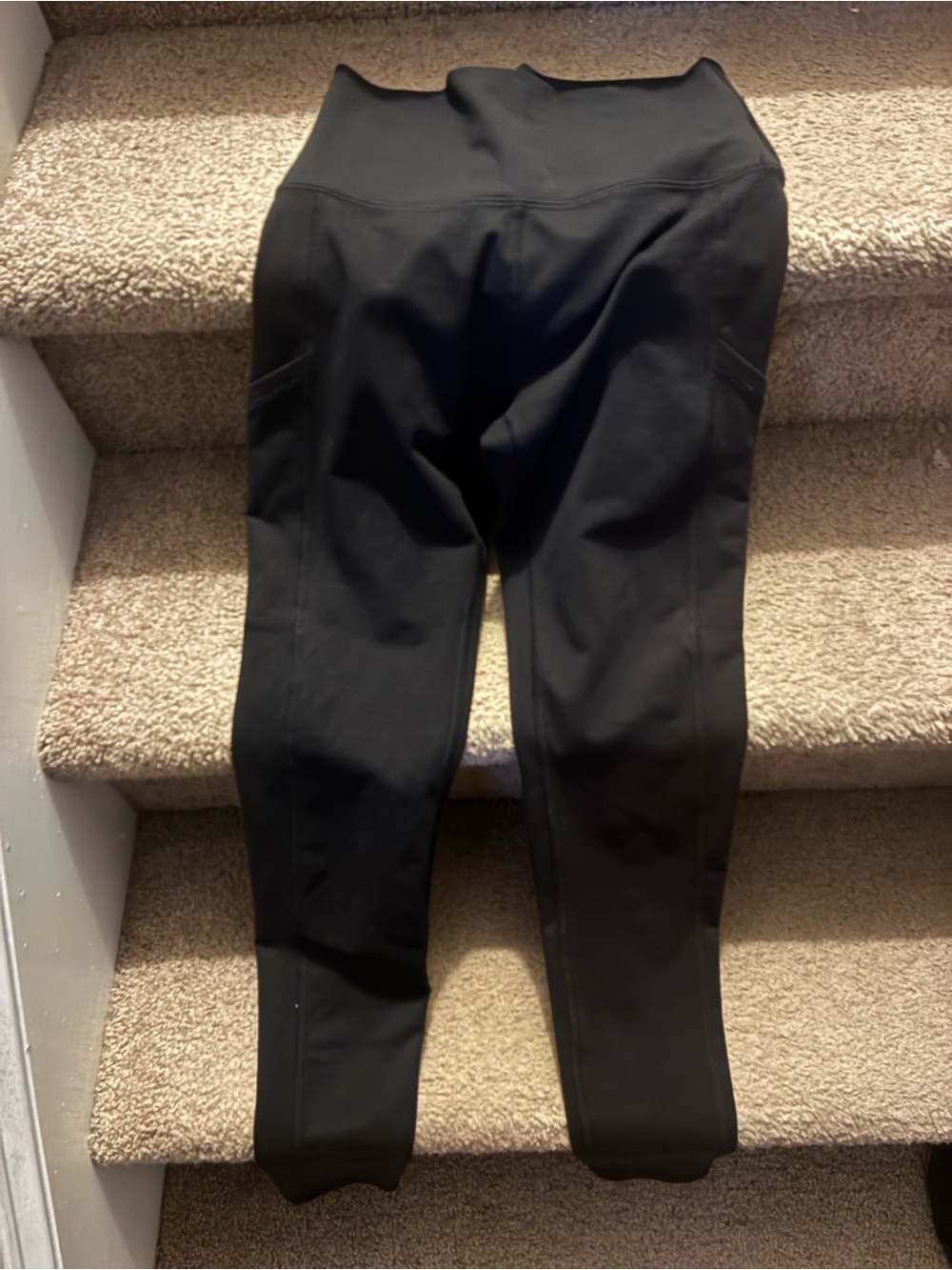 Black offline leggings with pockets
